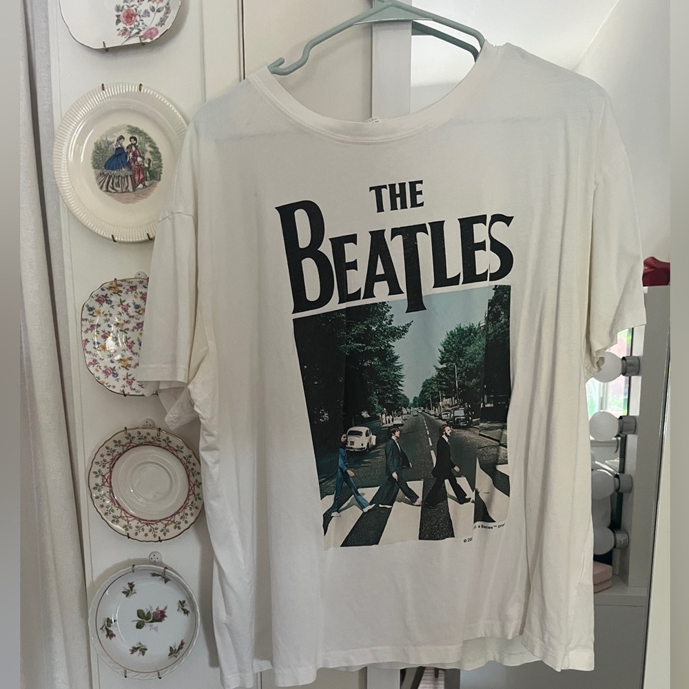 H&M Beatles Oversized Abbey Road Band Tee